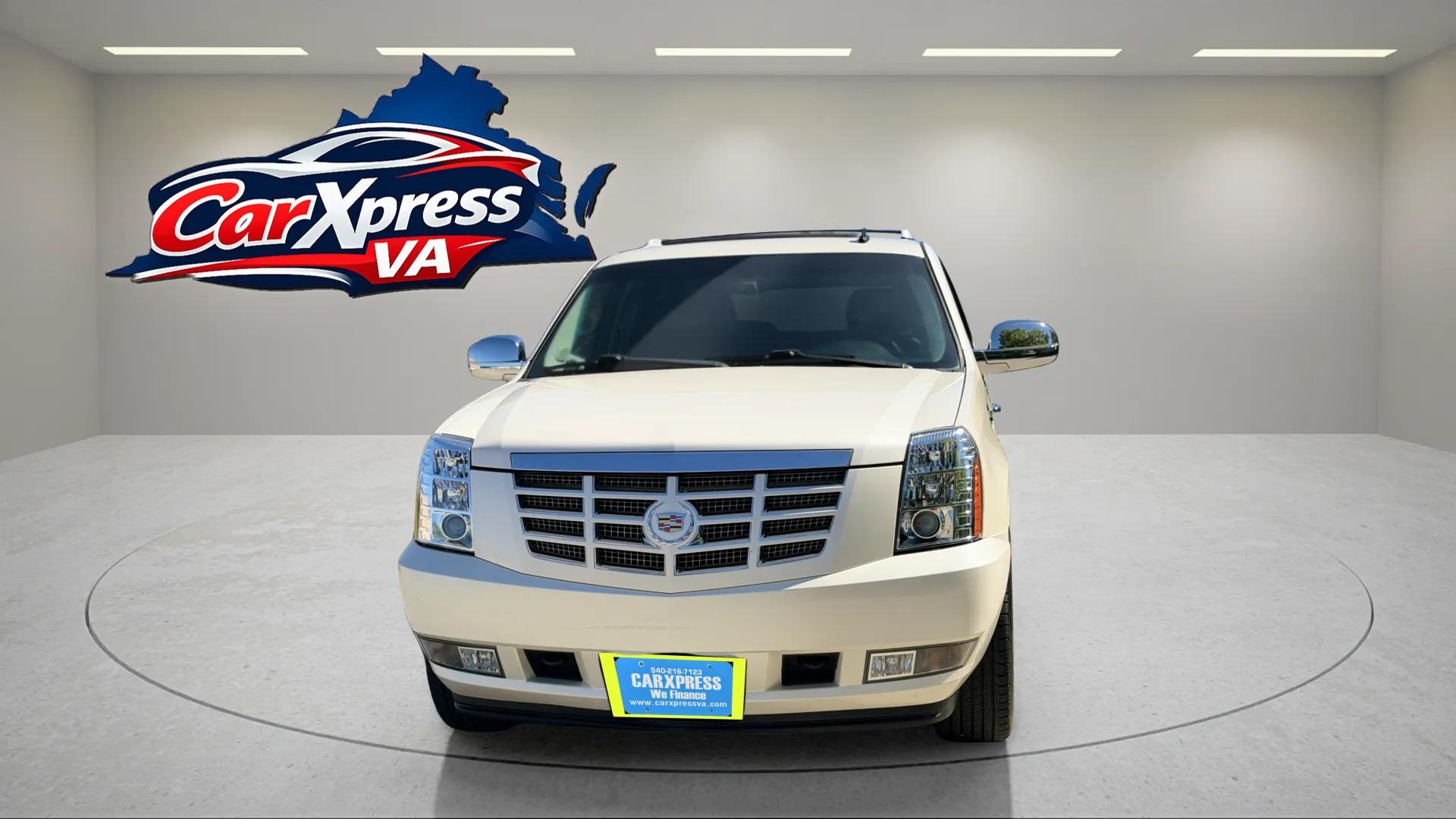 2013 Cadillac Escalade AWD Luxury's photo
