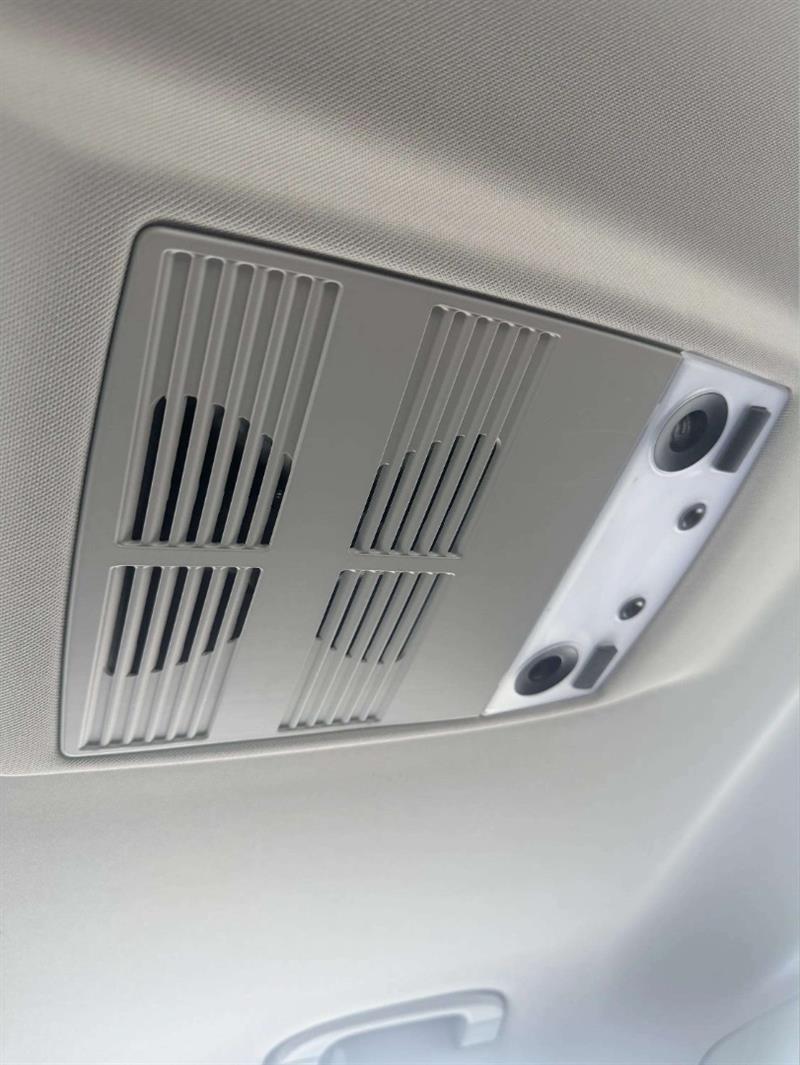 BMW5 SERIES34