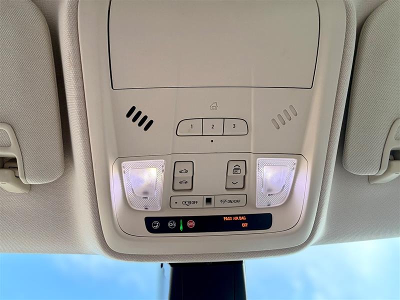 2017 Cadillac XT5 Luxury - Photo 27
