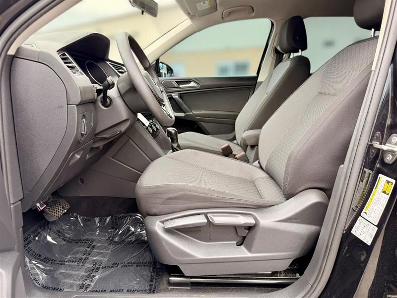 2018 Volkswagen Tiguan S - Photo 5