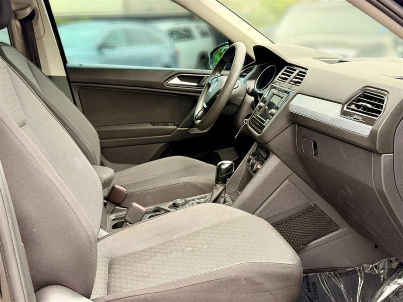 2018 Volkswagen Tiguan S - Photo 9