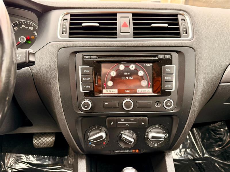 2014 Volkswagen Jetta SEL - Photo 14