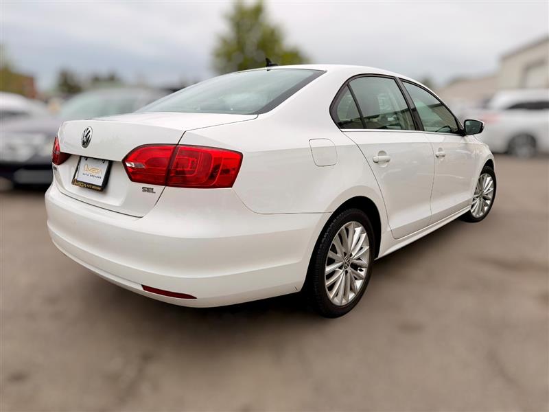 2014 Volkswagen Jetta SEL - Photo 4