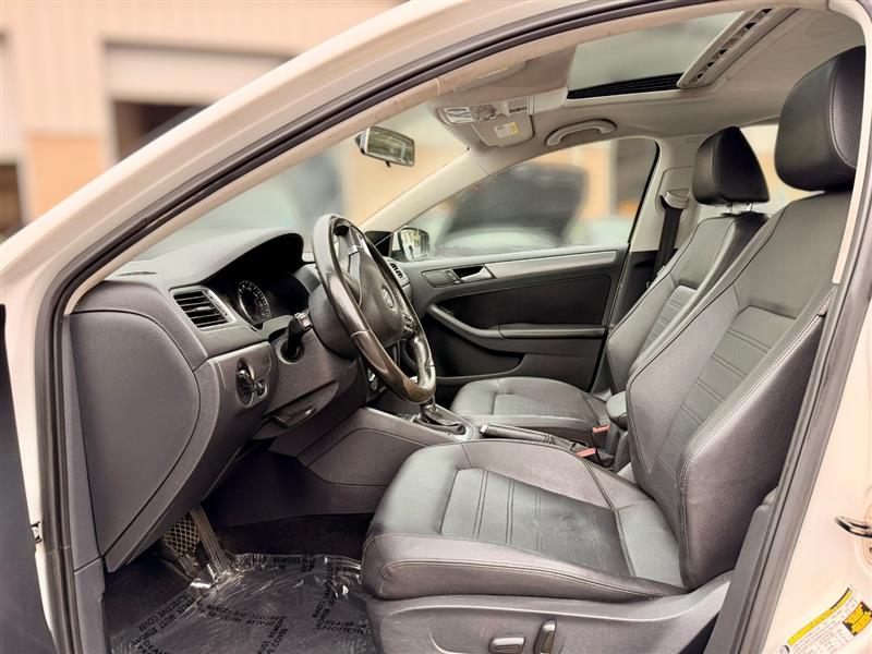 2014 Volkswagen Jetta SEL - Photo 6