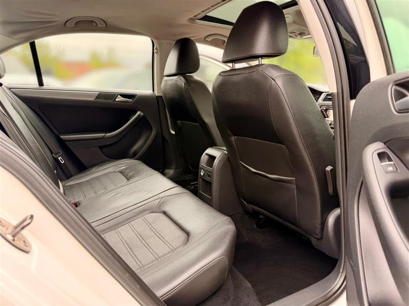 2014 Volkswagen Jetta SEL - Photo 9