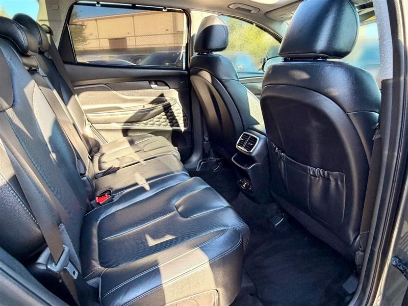 2020 Hyundai Santa Fe Limited - Photo 13