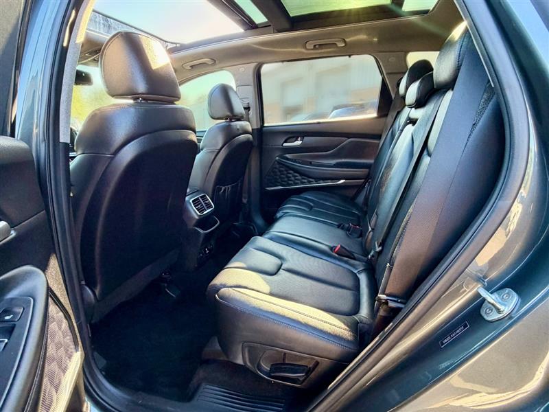 2020 Hyundai Santa Fe Limited - Photo 15