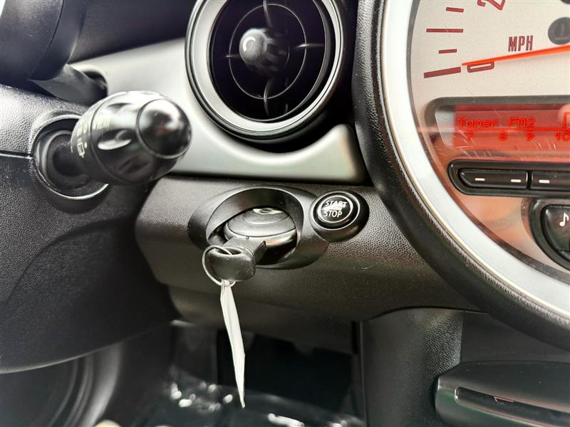 2013 MINI Cooper Base - Photo 10