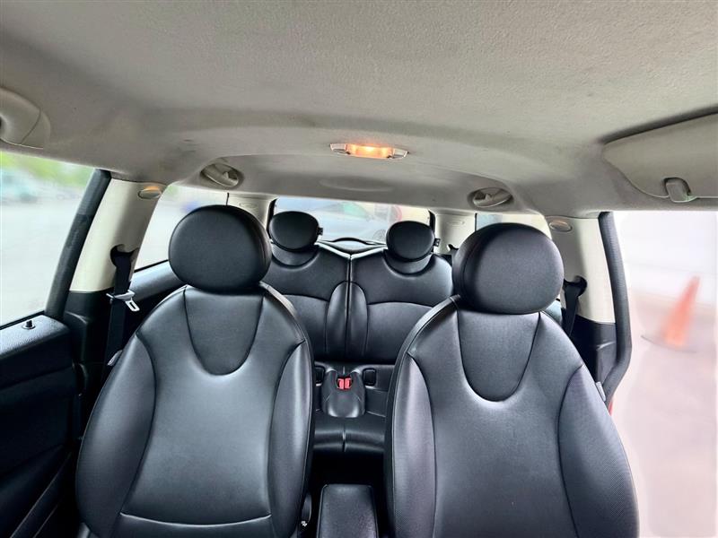 2013 MINI Cooper Base - Photo 13