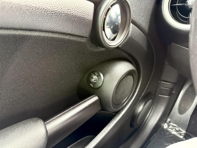 2013 MINI Cooper Base - Photo 6
