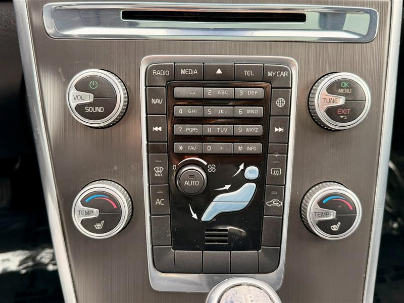 2016 Volvo XC60 Premier - Photo 21