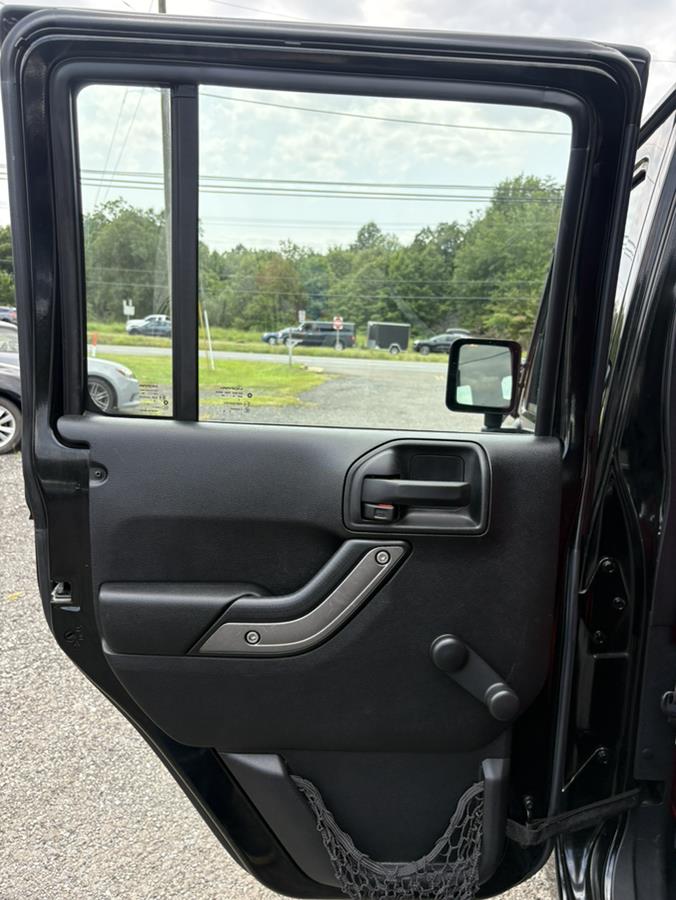 2017 Jeep Wrangler Unlimited Sport - Photo 13