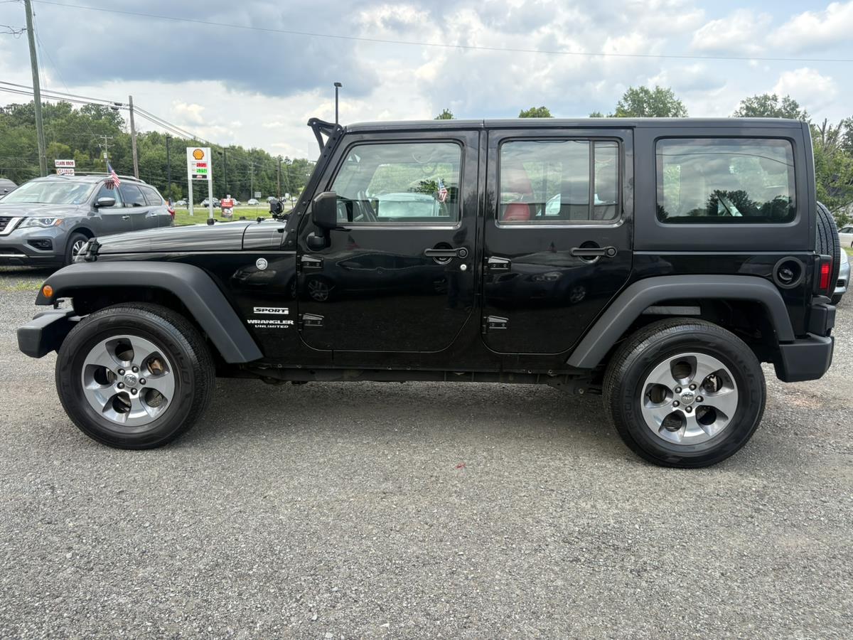2017 Jeep Wrangler Unlimited Sport - Photo 2