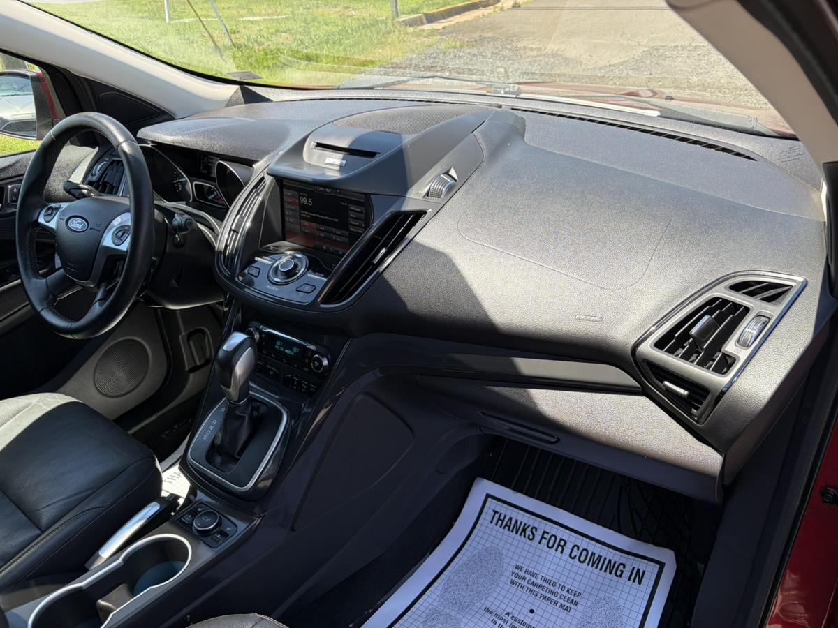 2014 Ford Escape Titanium - Photo 22