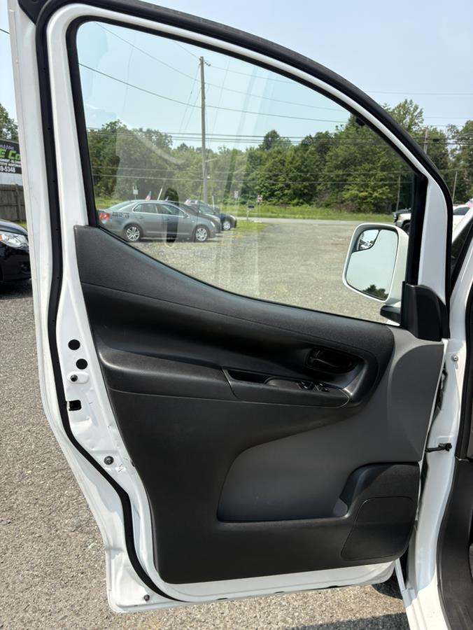 2018 Nissan NV200 SV - Photo 10