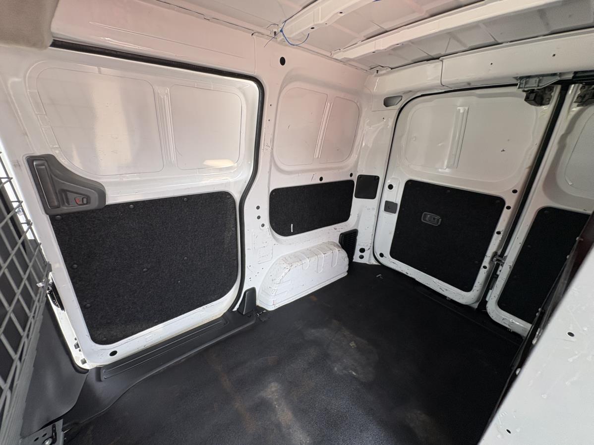 2018 Nissan NV200 SV - Photo 12