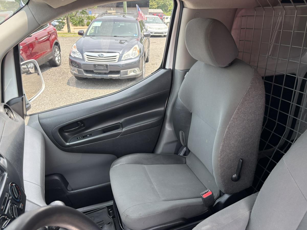 2018 Nissan NV200 SV - Photo 8