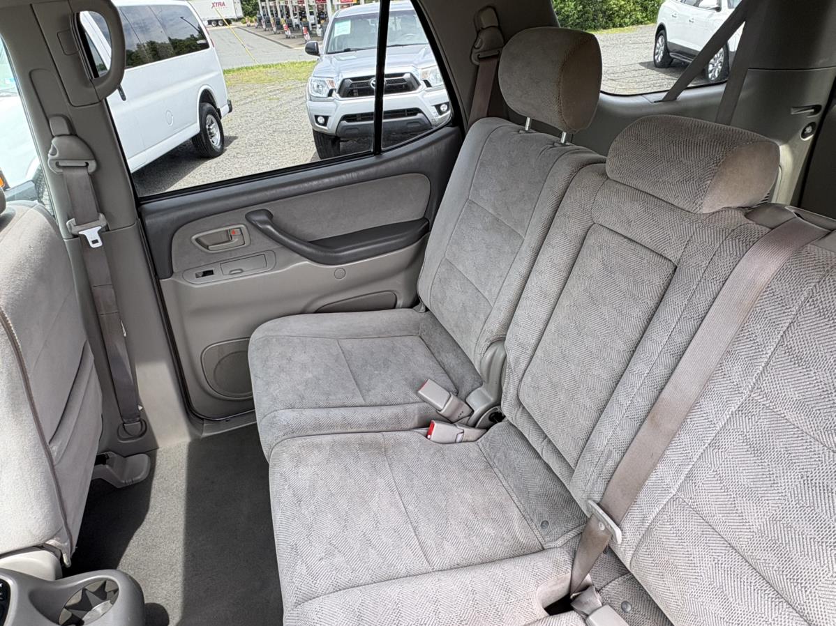 2005 Toyota Sequoia SR5 - Photo 12