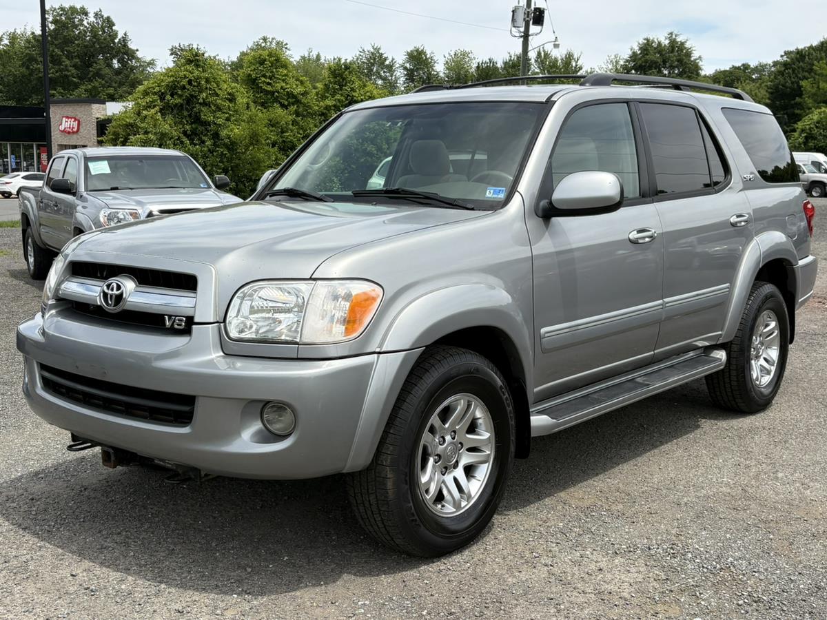 2005 Toyota Sequoia SR5 - Photo 25