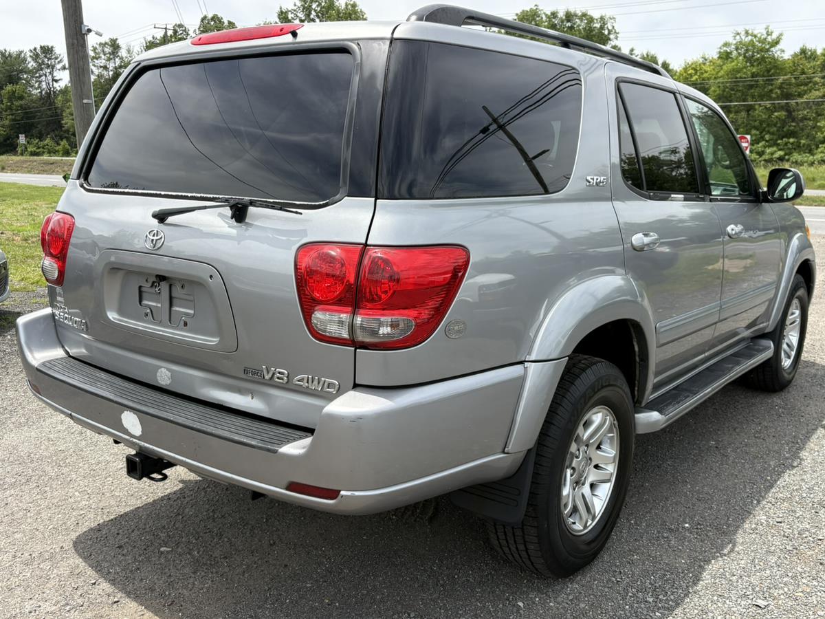 2005 Toyota Sequoia SR5 - Photo 4