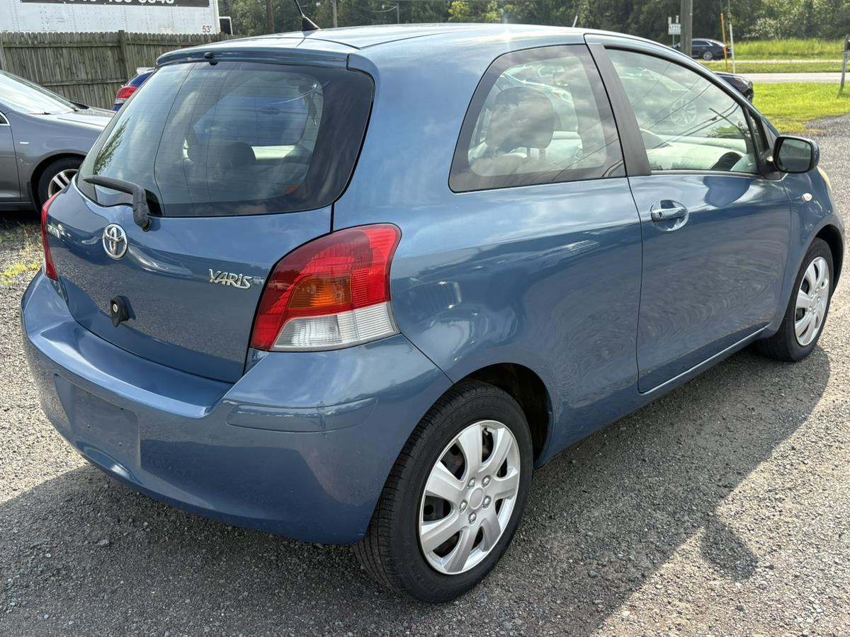 2010 Toyota Yaris Base - Photo 4