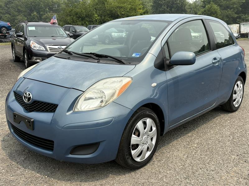 Blazing Blue Pearl 2010 Toyota Yaris Hatchback Front-Wheel Drive