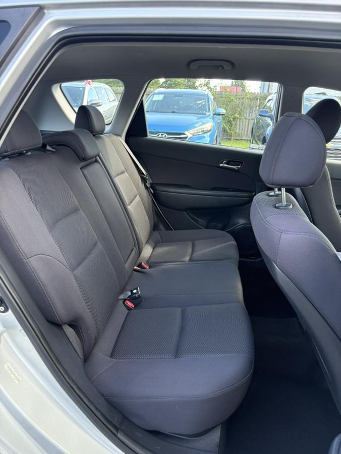 2011 Hyundai Elantra Touring GLS - Photo 16