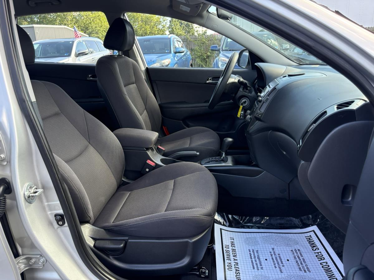 2011 Hyundai Elantra Touring GLS - Photo 20