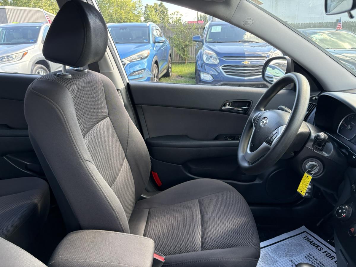 2011 Hyundai Elantra Touring GLS - Photo 21