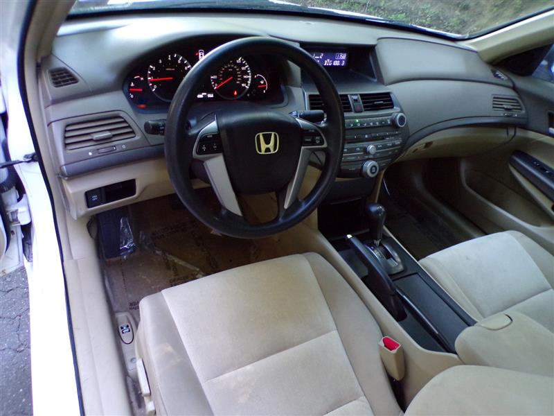2009 Honda Accord LX-P - Photo 15