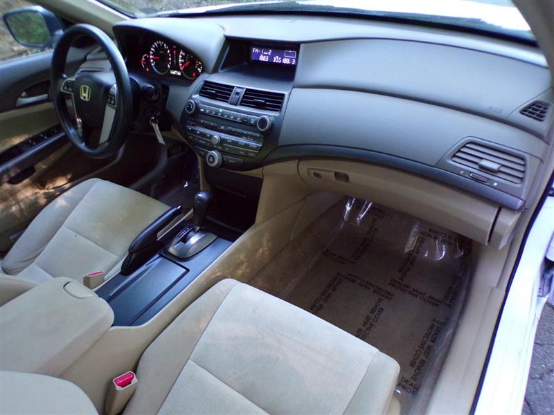 2009 Honda Accord LX-P - Photo 19