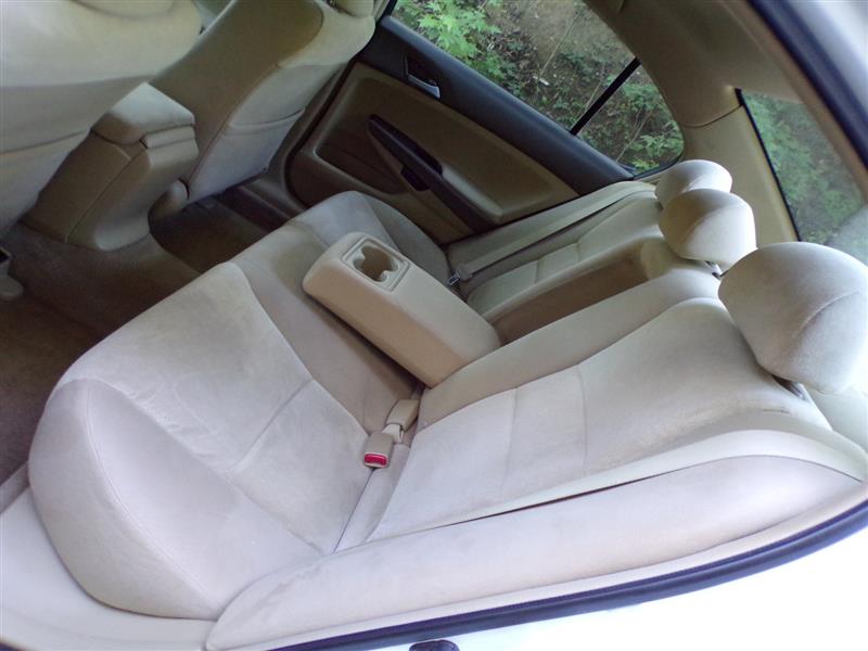 2009 Honda Accord LX-P - Photo 26