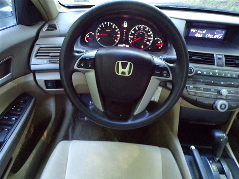 2009 Honda Accord LX-P - Photo 30