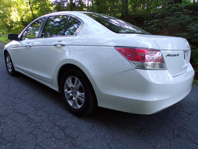 2009 Honda Accord LX-P - Photo 10