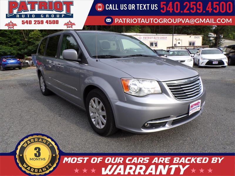 Silver 2014 Chrysler Town & Country Minivan Front-Wheel Drive Automatic