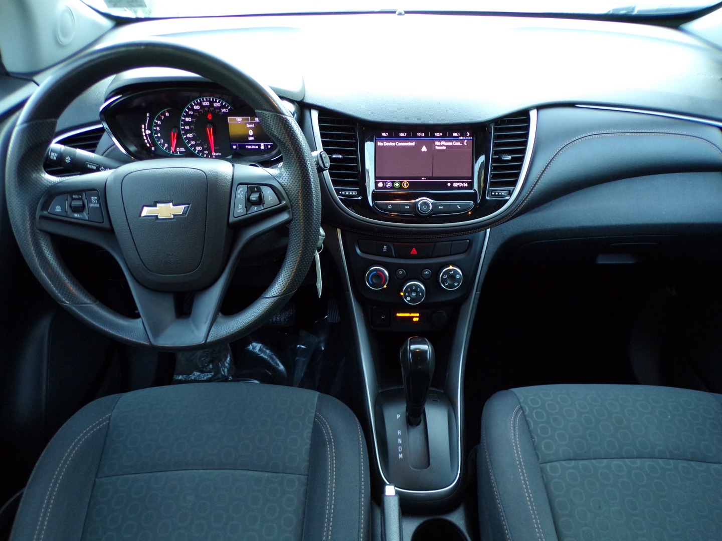 2020 Chevrolet Trax LS - Photo 29