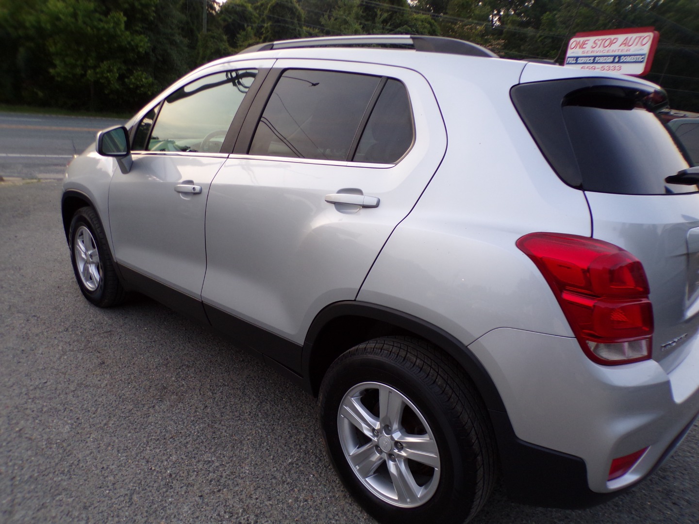 2017 Chevrolet Trax LT - Photo 12