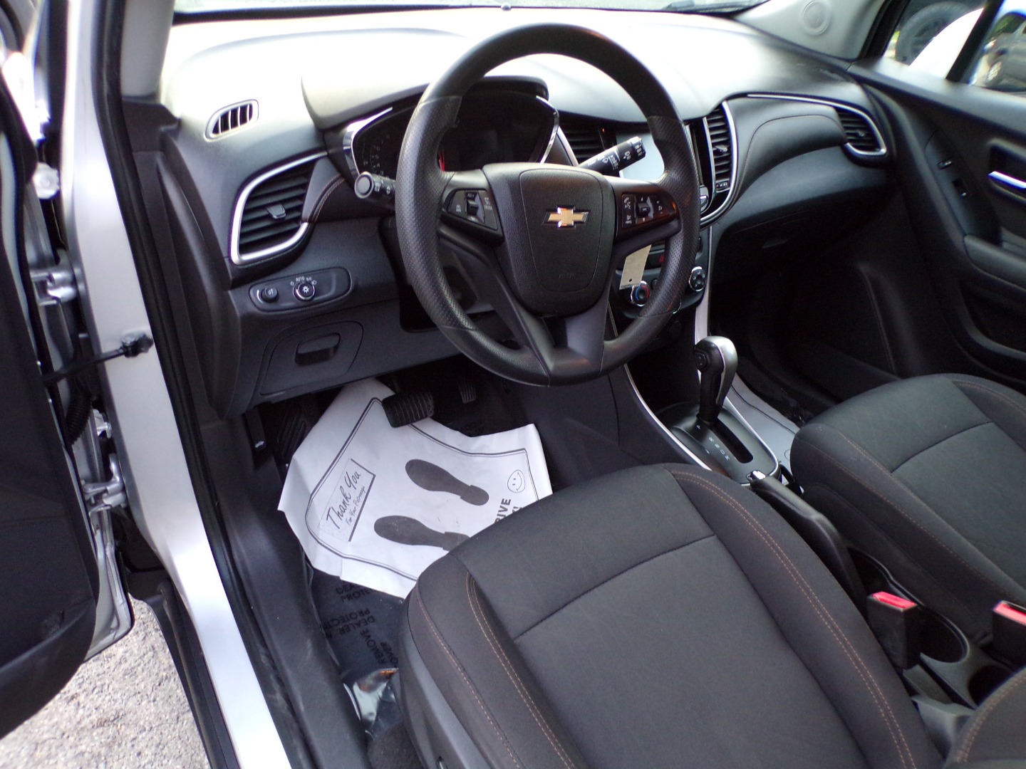 2017 Chevrolet Trax LT - Photo 17