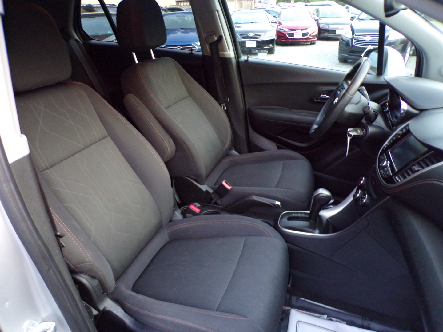 2017 Chevrolet Trax LT - Photo 23
