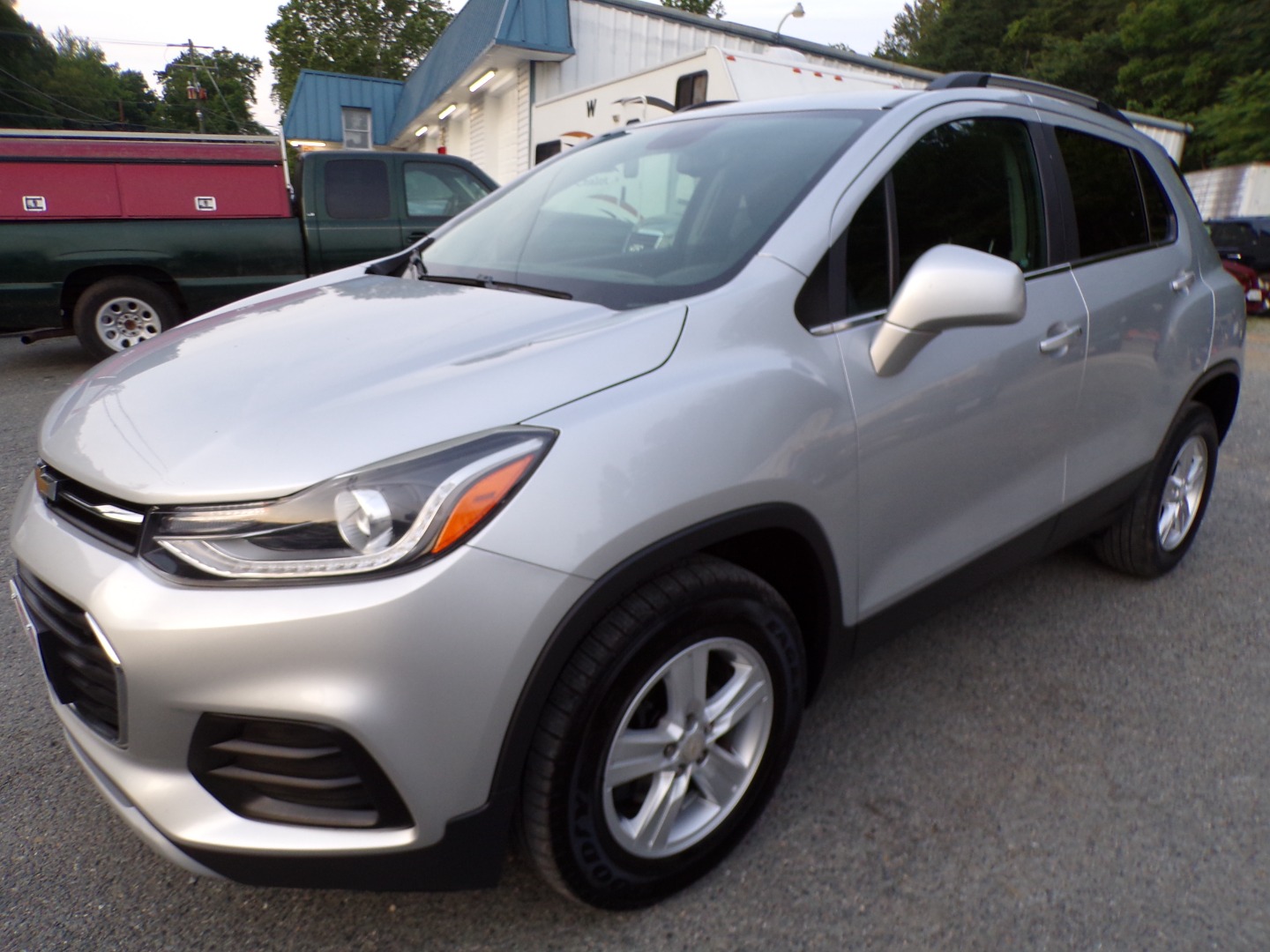 2017 Chevrolet Trax LT - Photo 3