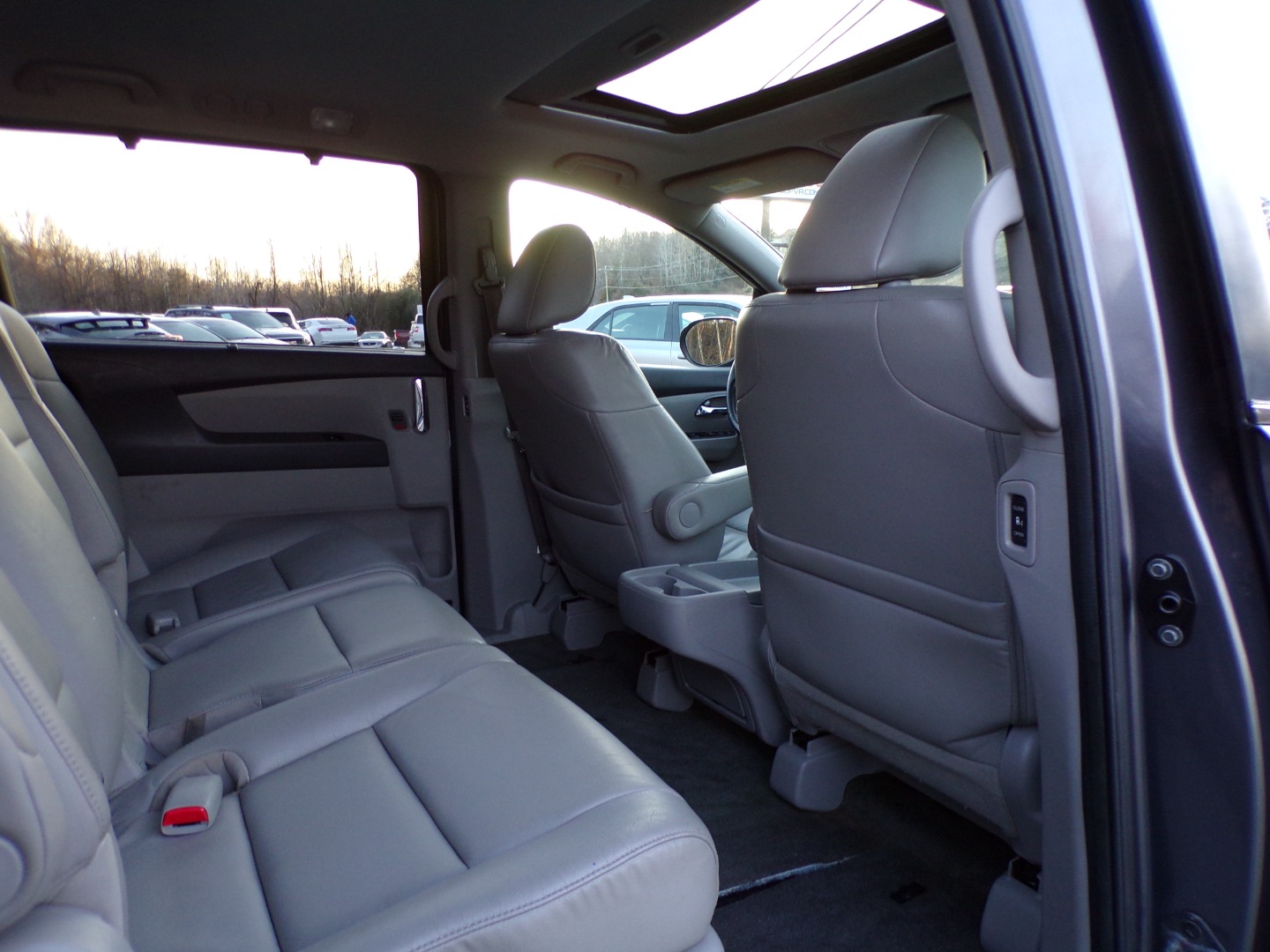 2016 Honda Odyssey EX-L - Photo 23