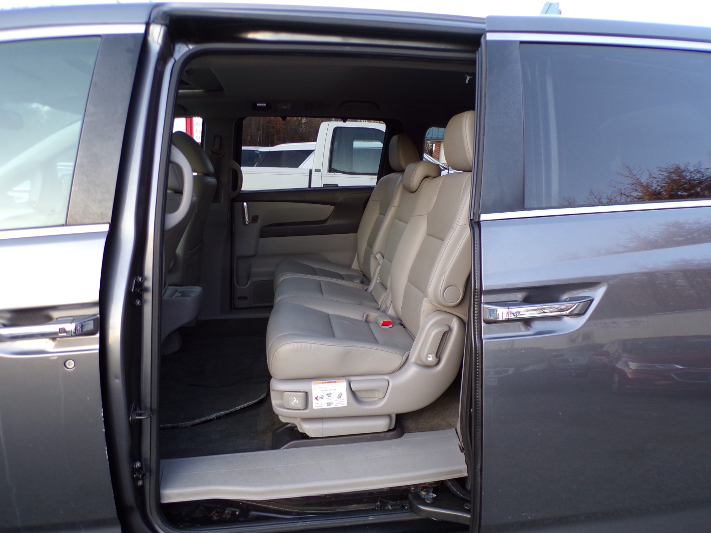 2016 Honda Odyssey EX-L - Photo 25