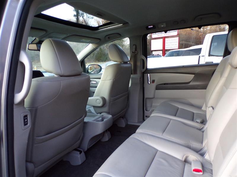 2016 Honda Odyssey EX-L - Photo 28