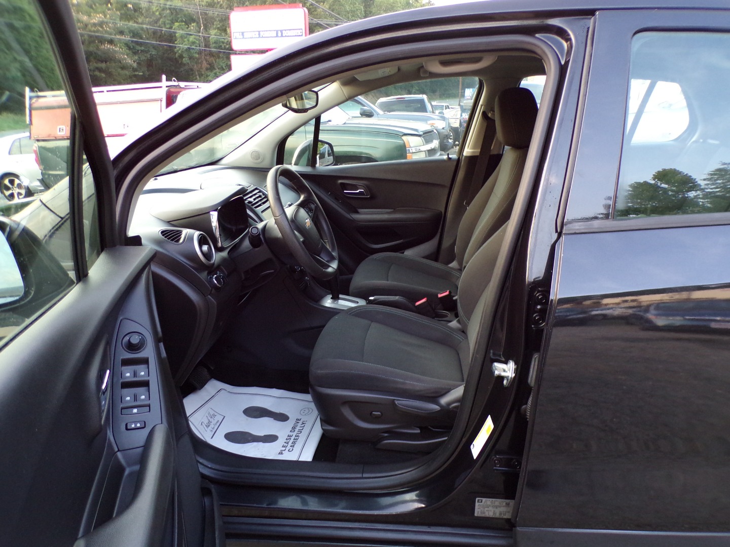 2016 Chevrolet Trax LS - Photo 15