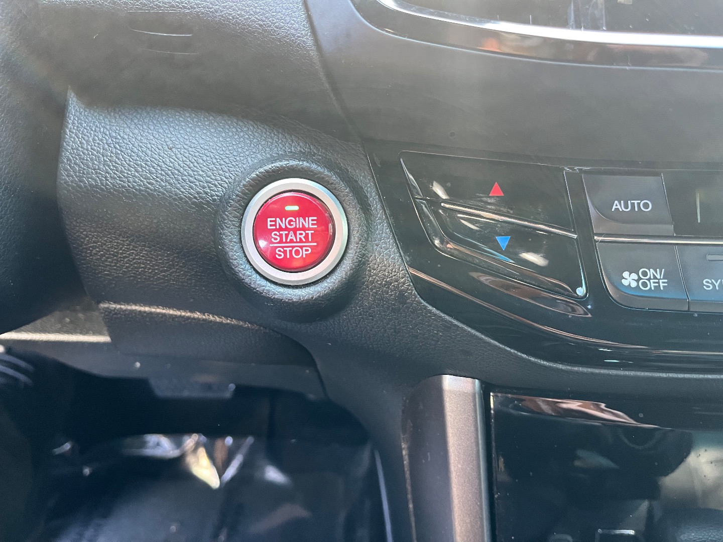2017 Honda Accord EX - Photo 12
