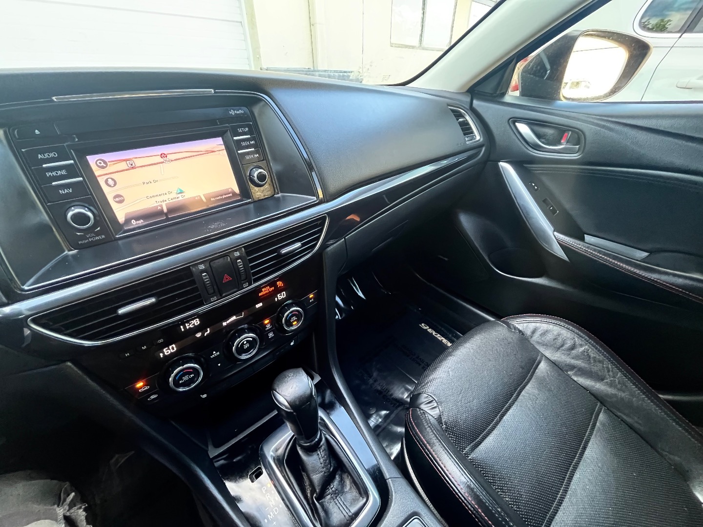 2015 Mazda MAZDA6 i Grand Touring - Photo 10
