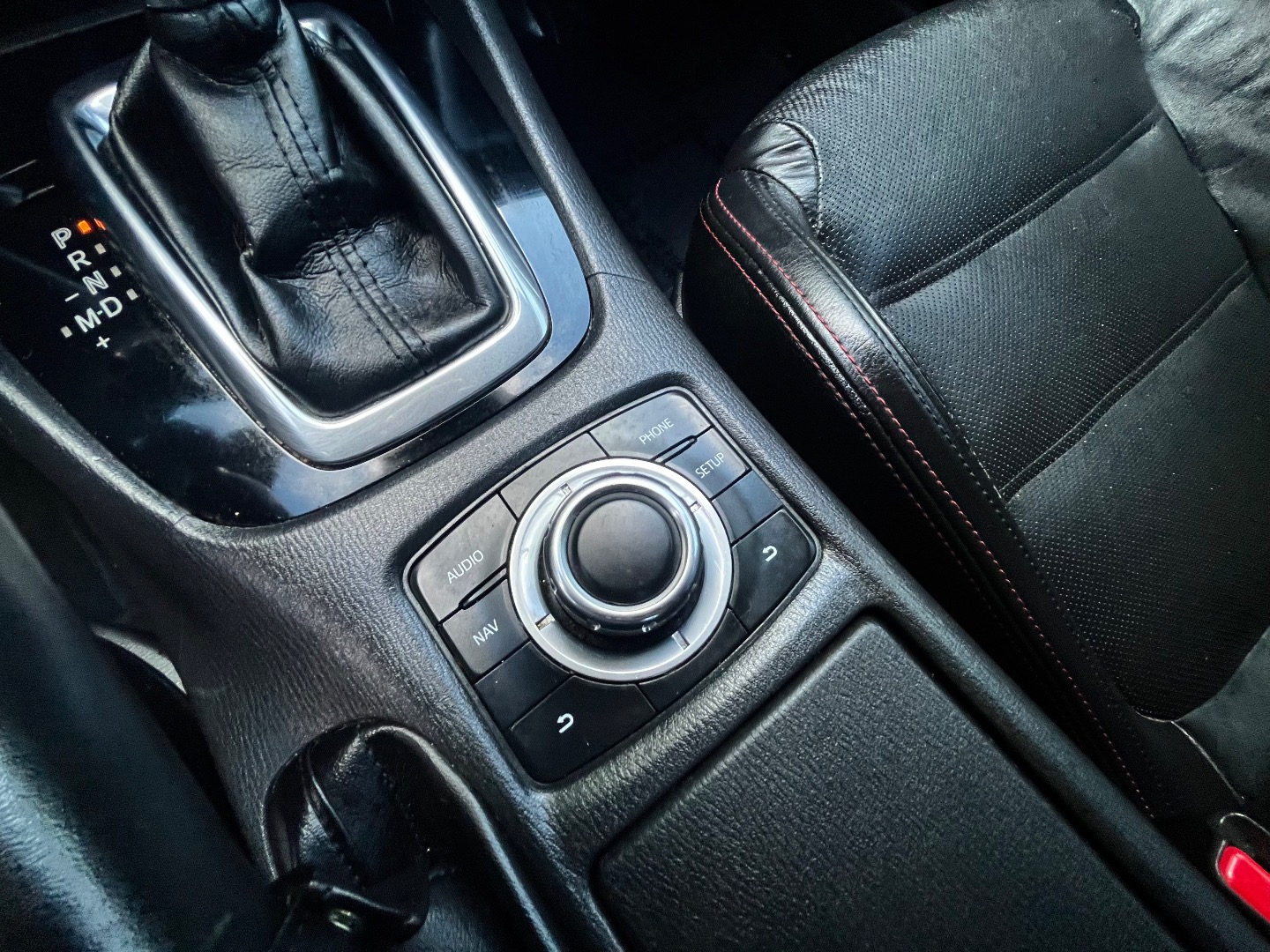 2015 Mazda MAZDA6 i Grand Touring - Photo 14