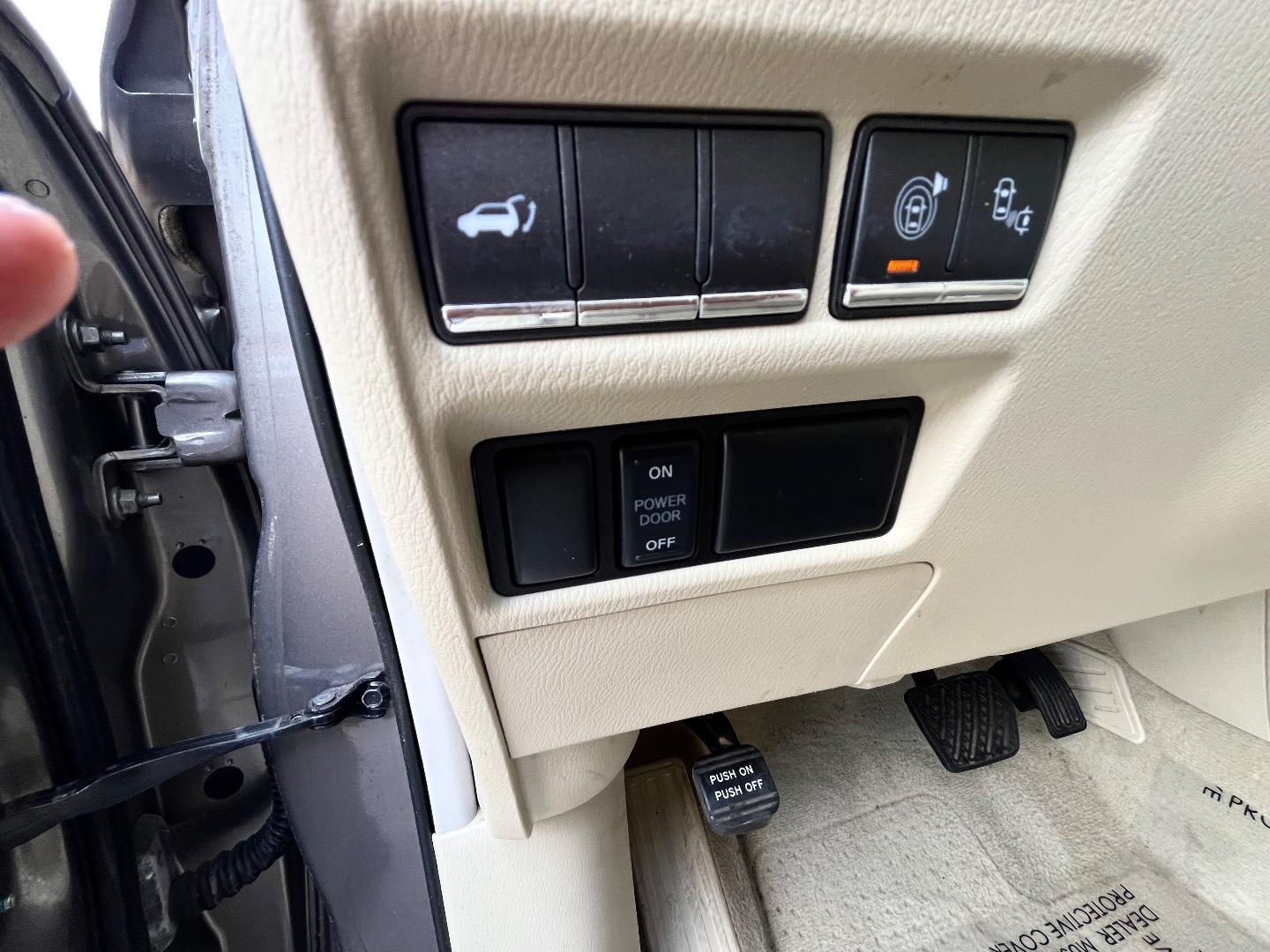 2016 INFINITI QX80 Base - Photo 18