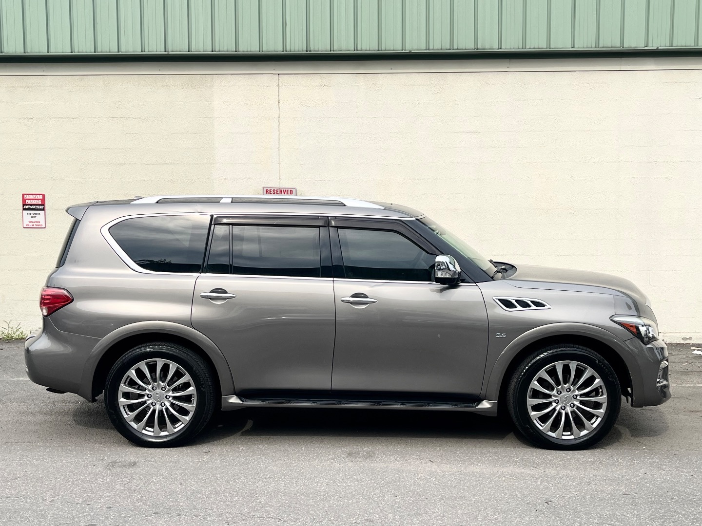 2016 INFINITI QX80 Base - Photo 4