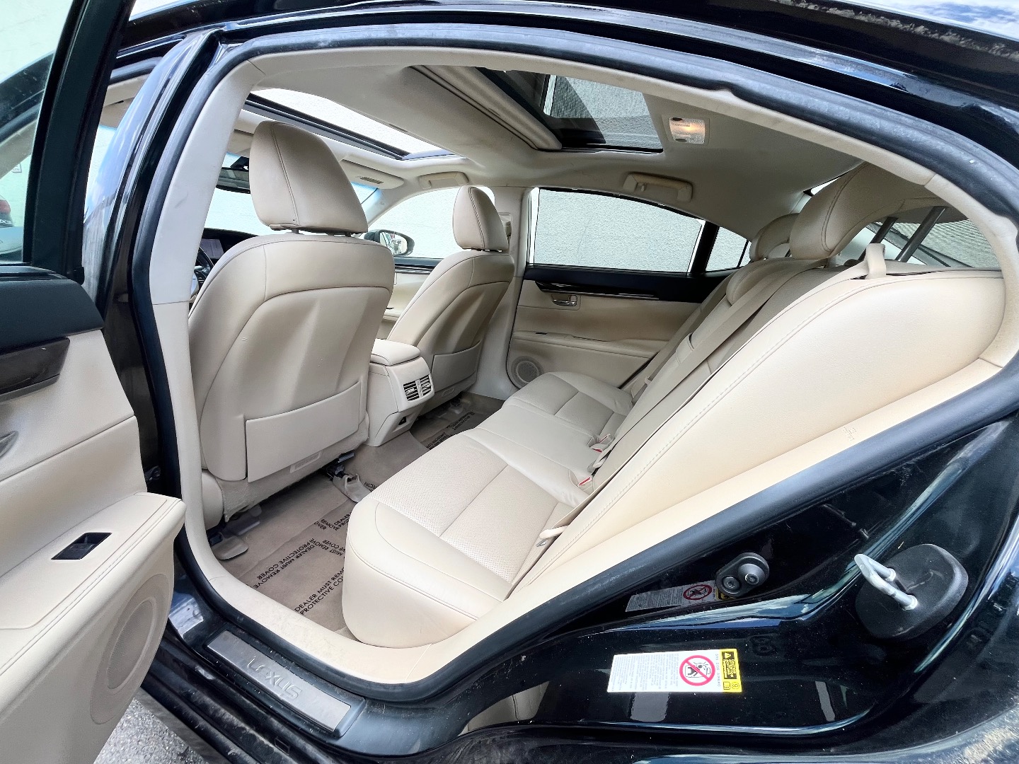 2013 Lexus ES 350 - Photo 21